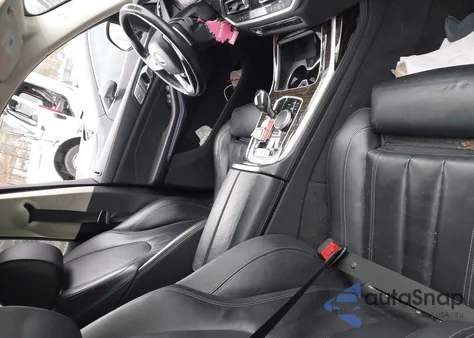 2020 BMW X7 xDrive40I z USA, uszkodzony, nr VIN 5UXCW2C05L9B00163